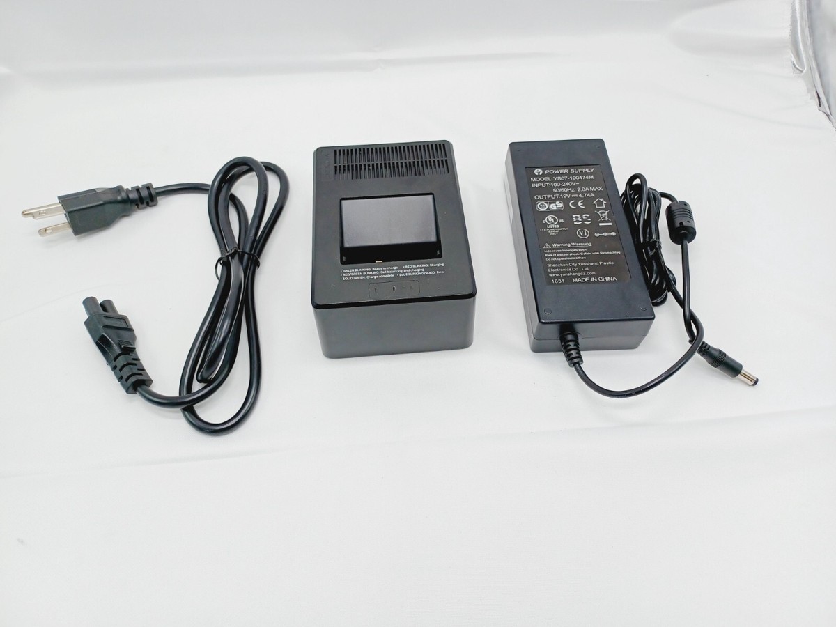 Yuneec Typhoon H+, H520 Battery Charger SC4000-4H & AC Adapter