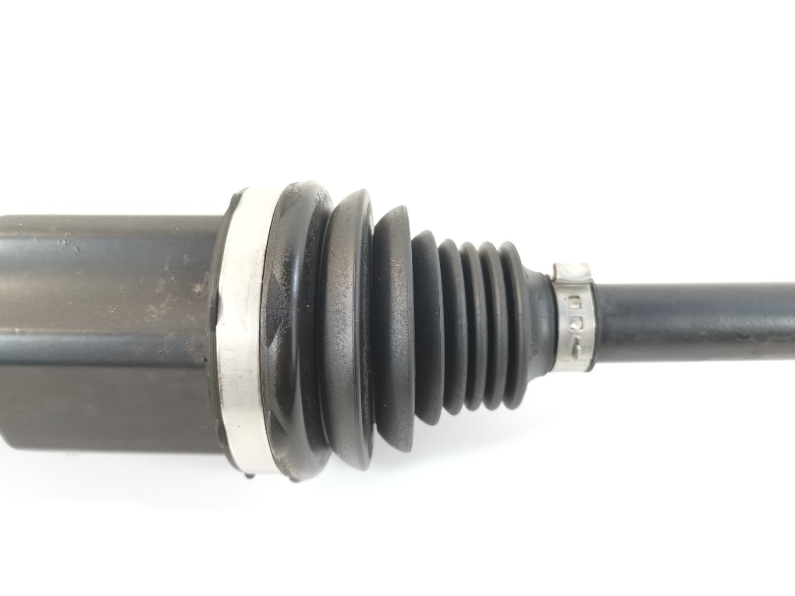 Maserati Levante 2017 Front Left Cv joint