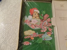 Vintage "Evergreen Christmas Cards In Box Sealed, 25 Cards 26 Envelopes, NEW