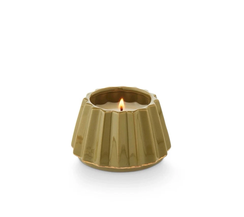 Illume Tried and True Decorative Soy Candle - Fresh Balsam Scent - Image 2 of 4