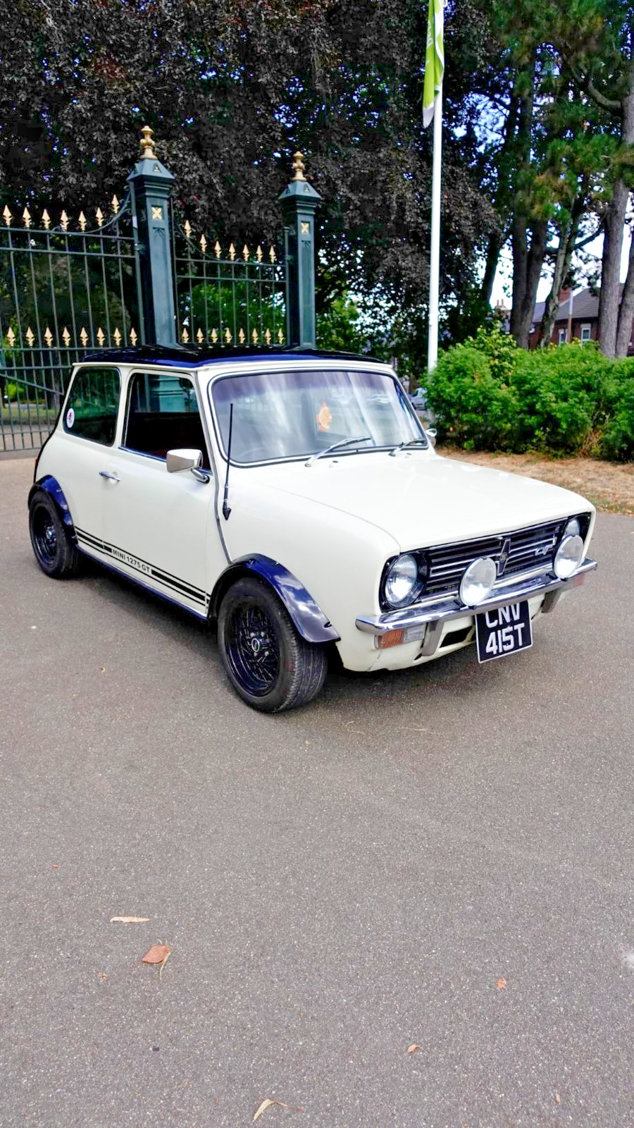 1979 Mini Clubman 1275GT Old English White
