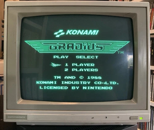 Commodore TYPE DM602 Greenmonitor, Retro