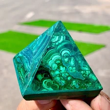 115G Natural malachite Pyramid Chakra Treatment Energy Stone Generator Spiritual