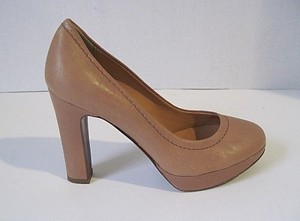 beige heels size 5