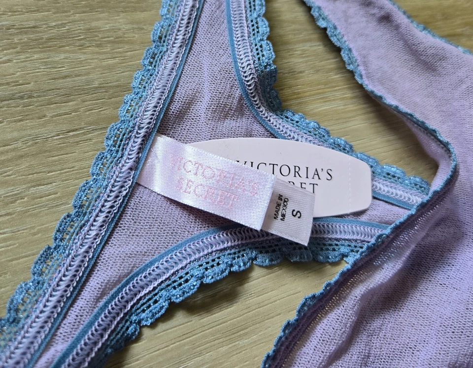 Calcinha fio dental nova com etiquetas vintage Y2K Victoria's Secret malha náilon múltipla transparente P - Imagem 3 de 3