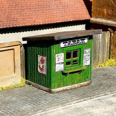 Holz Kiosk 1:87 / Spur H0 - Laser Cut Bausatz - Eisenbahn Modellbau