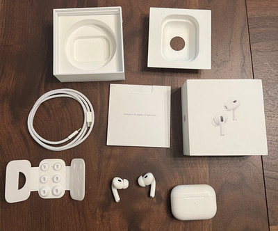 Apple AirPods Pro 2nd Generation with MagSafe Wireless Charging Case (USB C)