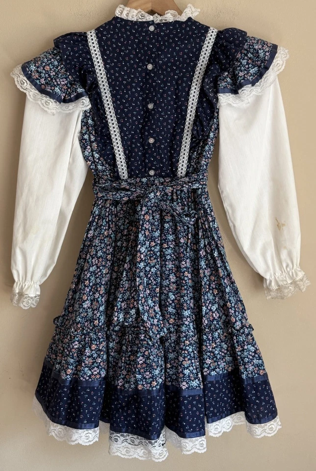 Mini Vestido Mundial Vintage Niñas Talla 7 Calico Pradera Volantes Giro Casa de Campo Foto 3 de 4