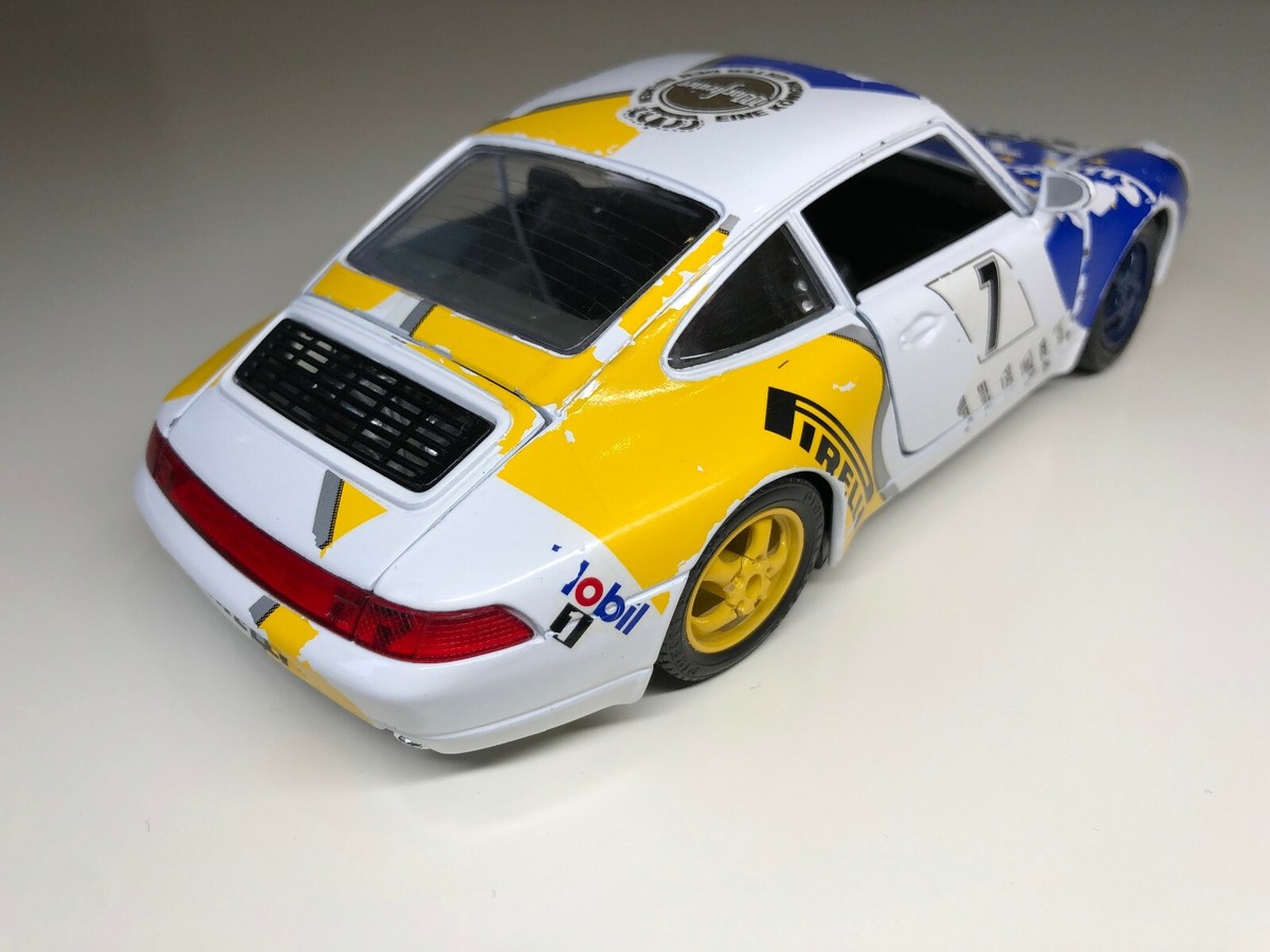 Burago ポルシェ911turbo Burago ポルシェ911turbo - メルカリ