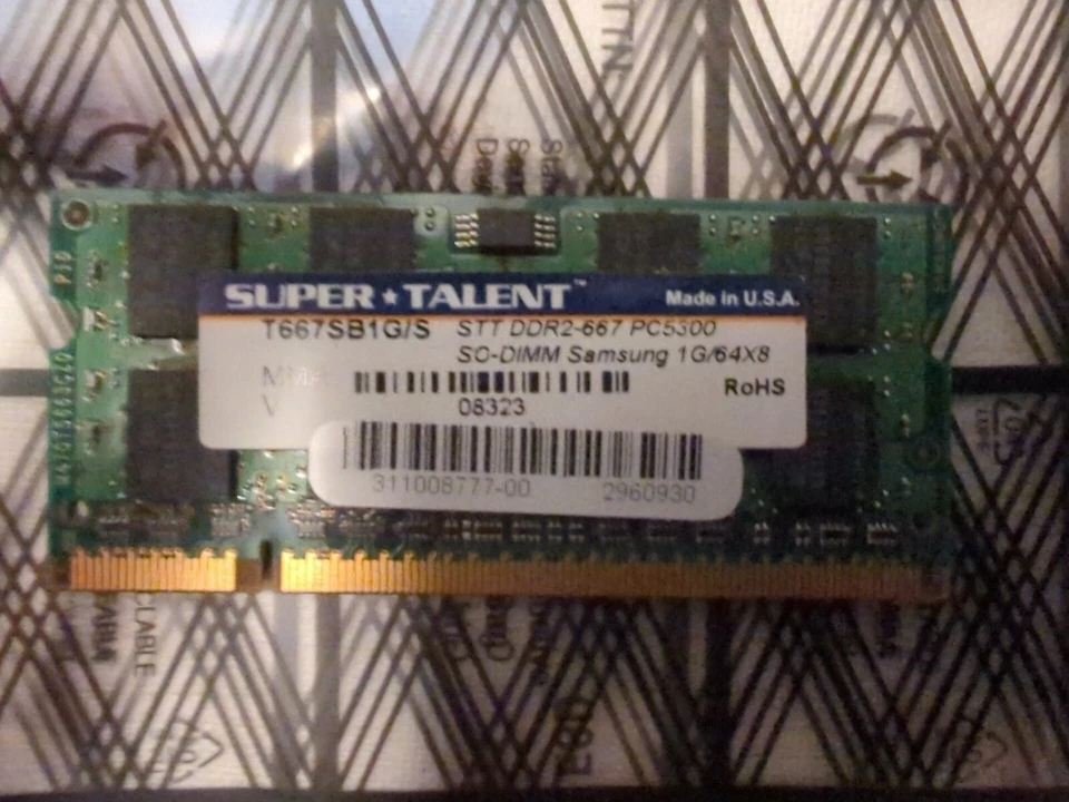 Super Talent 1GB PC2-5300 DDR2-667MHz non-ECC Unbuffered CL5 200-Pin SoDimm D-RK - Image 3 of 4
