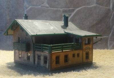 Pola   231    (Spur N)   Alpenhaus mit Cafe  - fertig gebaut