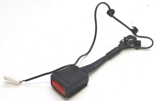 BMW F44 218i GranCoupe M-Paket Untergurt vorne Gurtschloss 7456273 Gurt