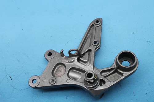 940 08-11 JUEGO TRASERO DERECHO HONDA CBR1000RR REPOSAPIÉS CONDUCTOR REPOSAPIÉS - Imagen 5 de 9