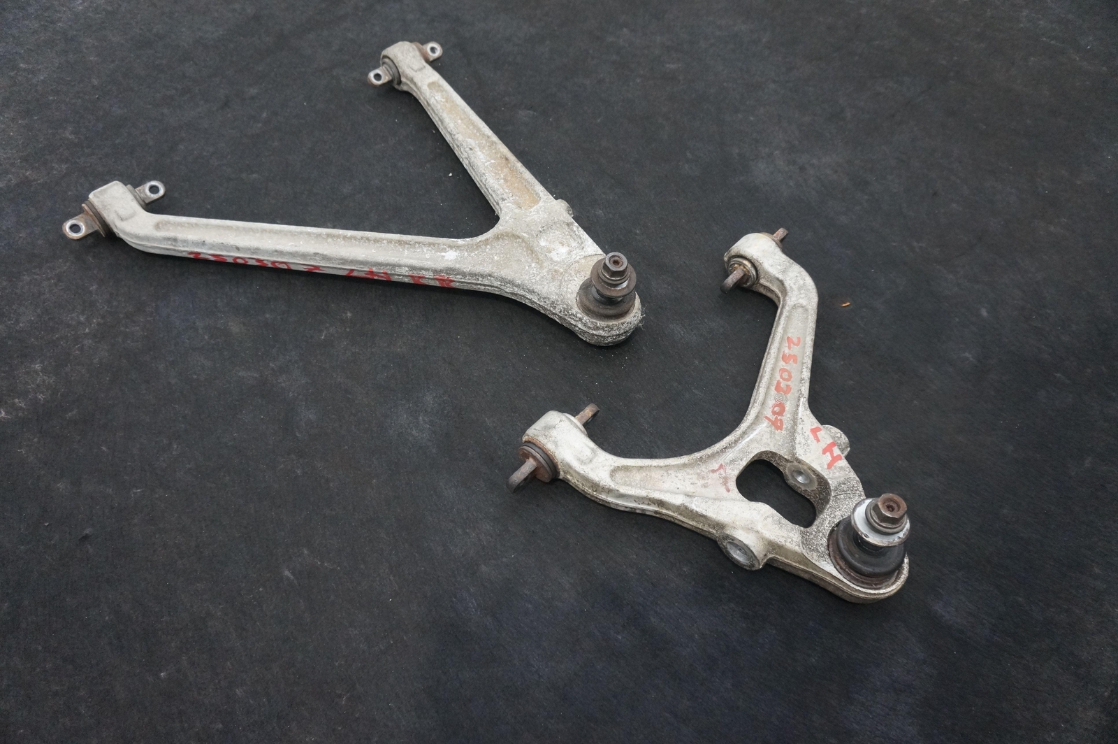 Set 2 Front Left Control Arm 400407151B Lamborghini Gallardo Spyder 03-08 *Note