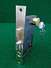READING HARDWARE (RHC) 1700 1/2 ENTRY MORTISE LOCK REMANUFACTURED w/KEYS (40337)