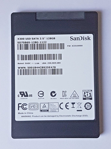 128 GB SATA III SanDisk X300 SD7SB6S-128G-1122 2D-NAND TLC SSD 2.5" Festplatte