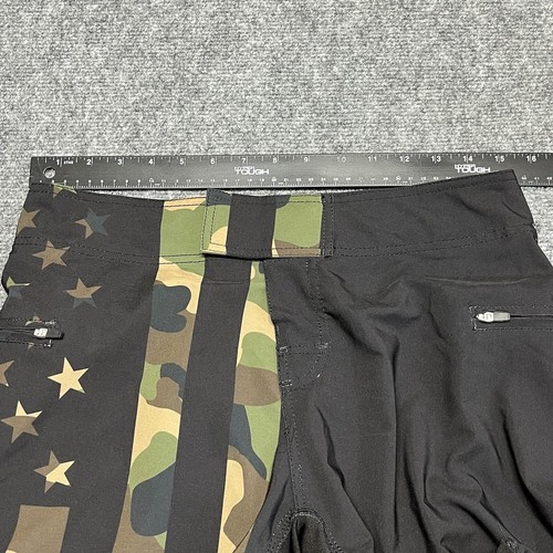 Born Primitive Herrenshorts Größe 28 Camouflage Performance Kordelzug USA 9" Schrittlänge - Bild 18 von 20