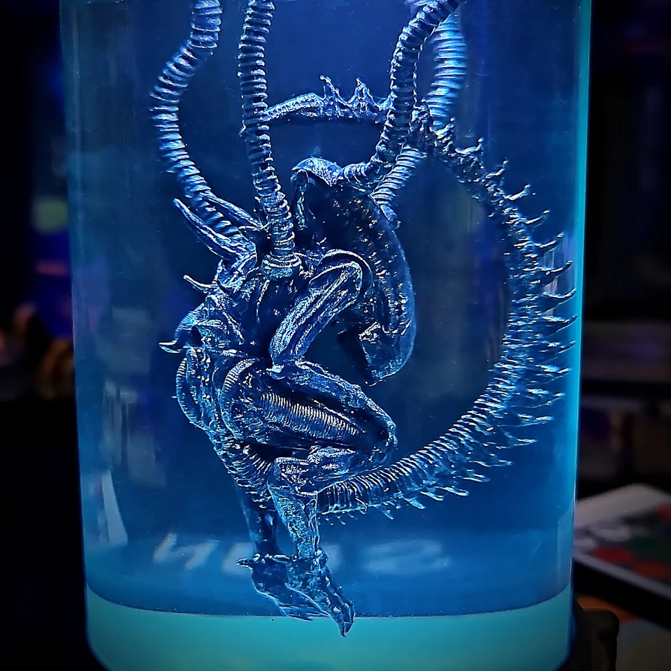 Lâmpada noturna personalizada alienígena, figuras alienígenas, resina epóxi monstro, lâmpada de arte em resina - Imagem 4 de 4