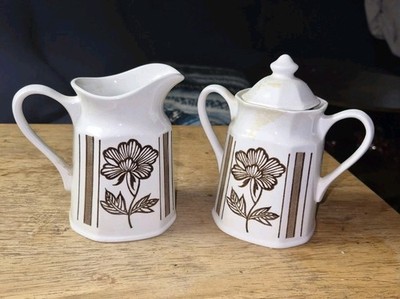 J&G Meakin Royal Staffordshire Brown Lotus Creamer & Sugar Bowl Set