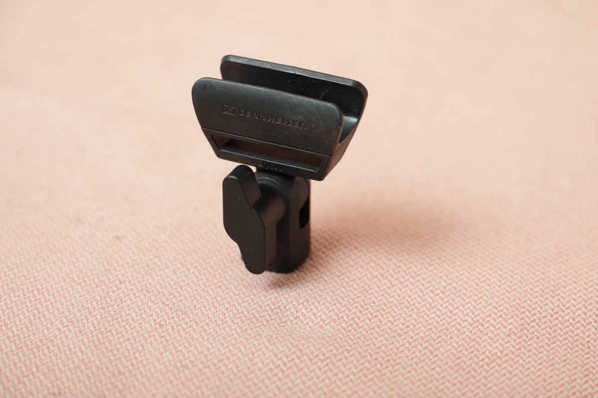Sennheiser MZQ-600 Microphone Clamp for MKE-600 Mic Clip Stand
