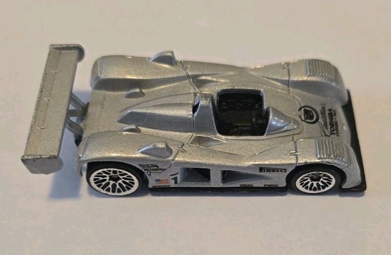 Hot Wheels 2000 Cadillac LMP GMTM Racing. Grey.