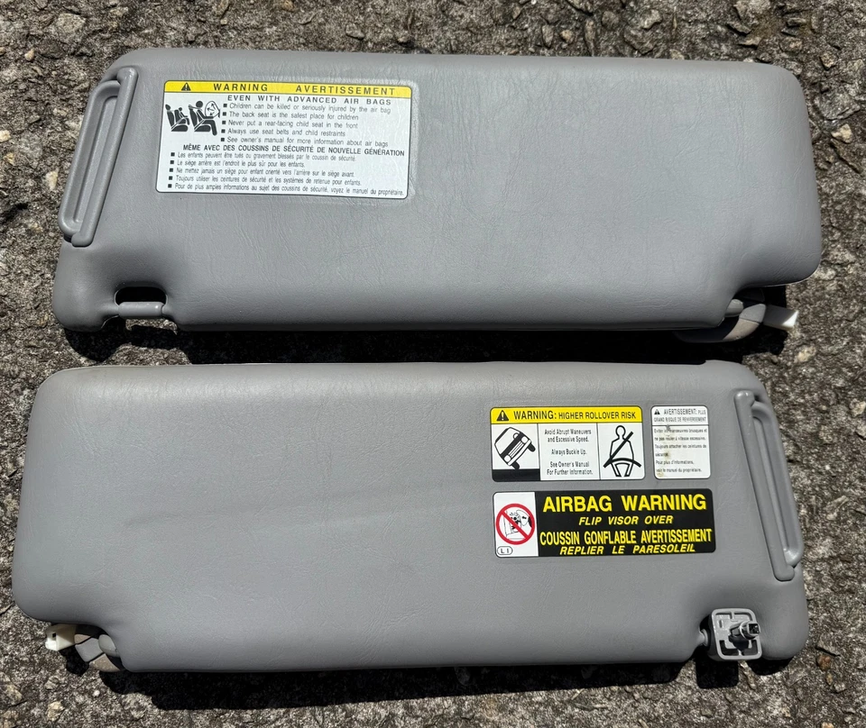TOYOTA HIGHLANDER 2001-2007 OEM Gray Driver & Passenger Side Lighted Sun Visors — 第 3/3 张图片