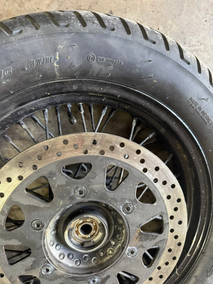 01-04 SUZUKI INTRUDER VOLUSIA 800 VL800 RODA DIANTEIRA ARO ROTOR RETO - Imagem 3 de 4