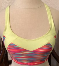 Moving Comfort Wireless Padded Sports Bra Size Medium Style 300481 Stripes
