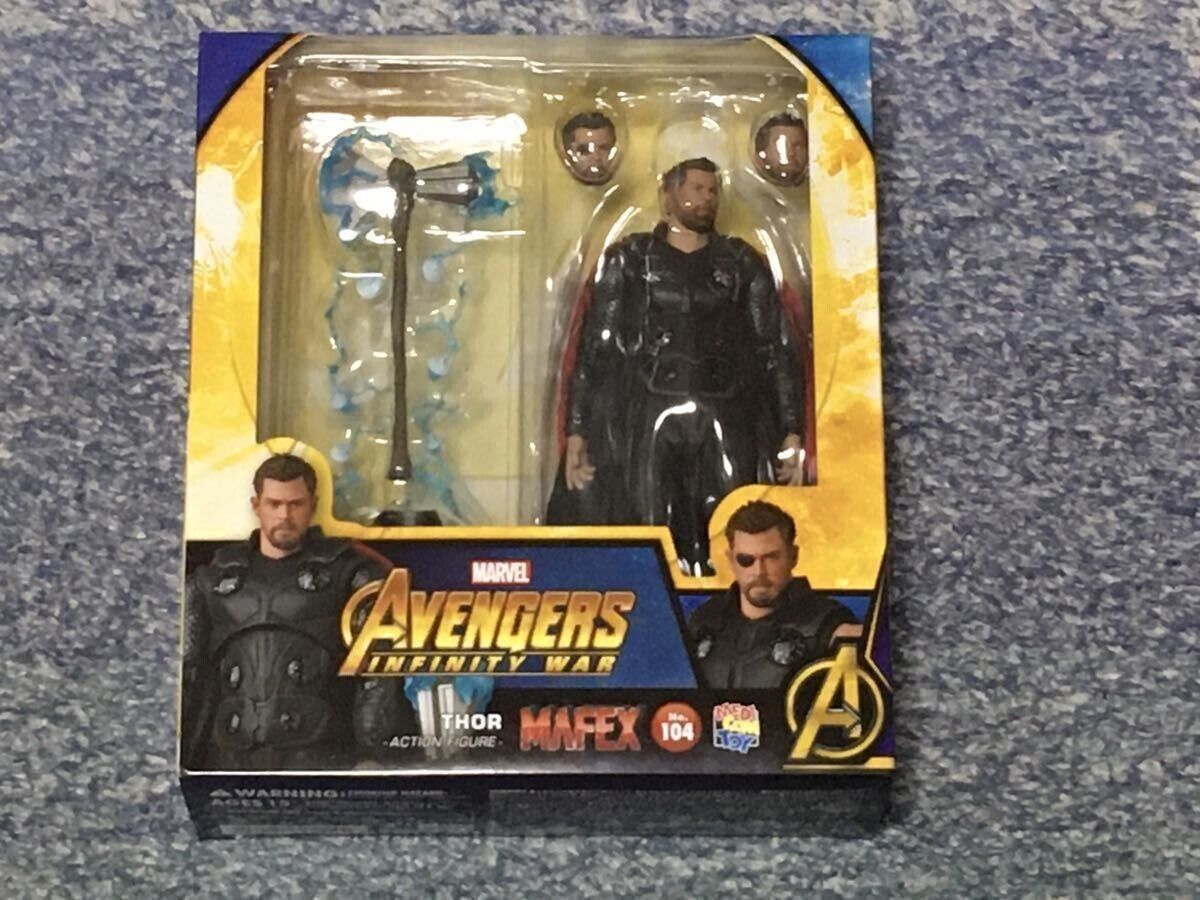 Medicom Avengers: Infinity War MAFEX No.104 Thor Action Figure