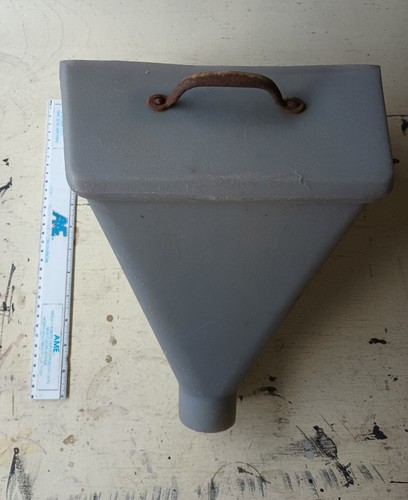 Goldblatt paste hopper * Large vintage durable plastic funnel w handle (USED) - Picture 2 of 12