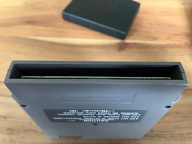 Nintendo NES Isolated Warrior mit Schuber und H&uuml;lle USA