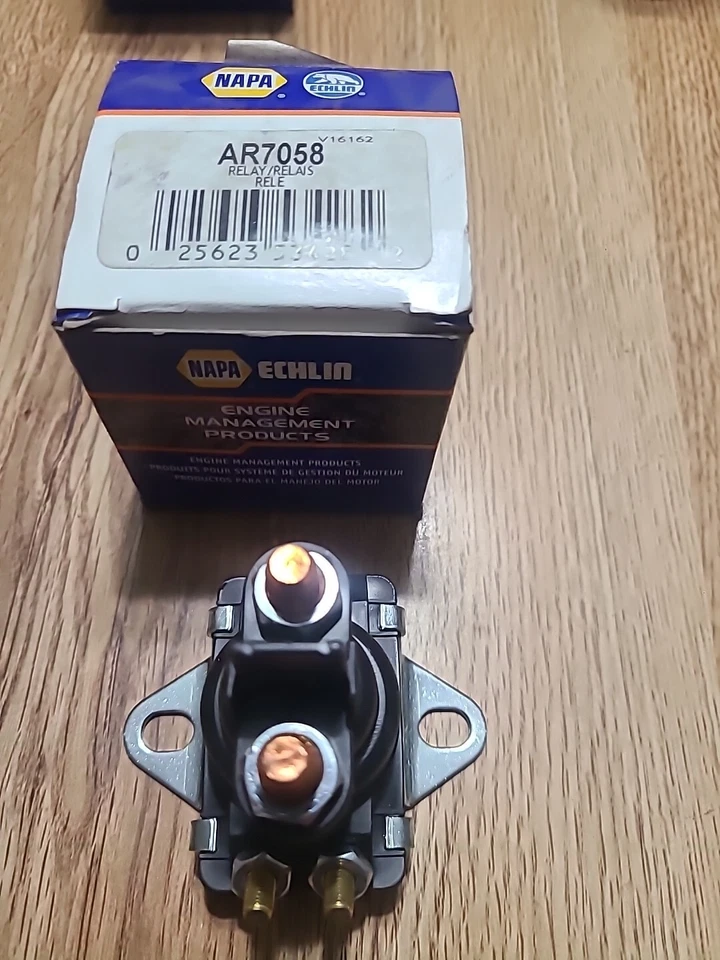 Relé de bomba de aire NAPA ECHLIN AR7058, se adapta a Dodge Ram 2500 HD 2003-2005, 3500 HD  Foto 3 de 4