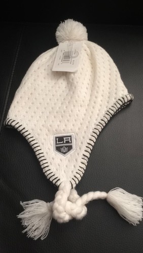 NWT* LOS ANGELES KINGS WHITE KIN BEANIE 