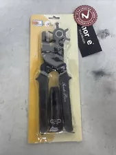 Horze Heavy Duty Gold Leather Hole Punch - 6 different hole settings