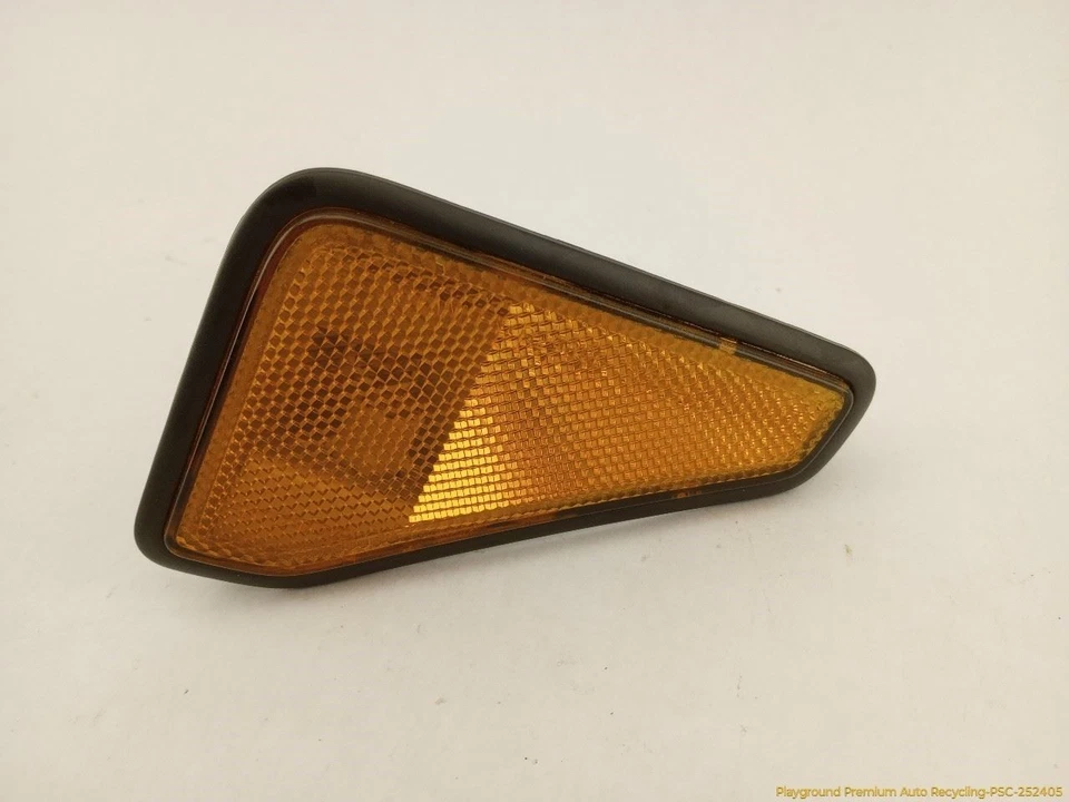 Honda Element Pair Of Left & Right Front Turn Signal Lamp Light Fits 2005-2008 - Image 3 of 4