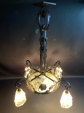 Grand lustre Art déco en fer forgé et verre satiné signé Degué