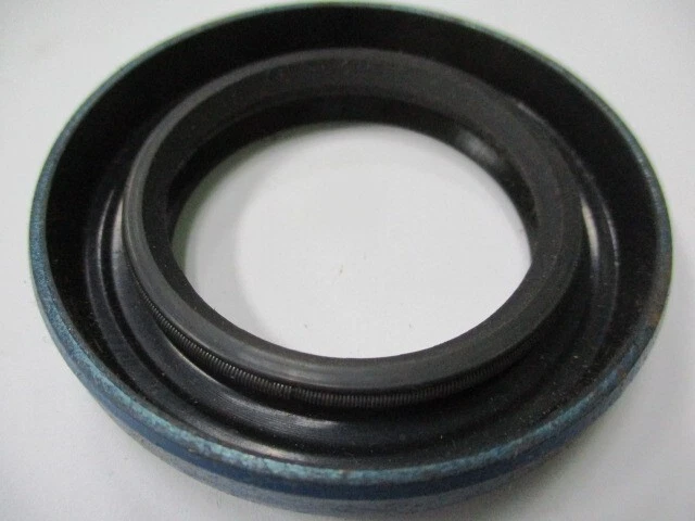 Triumph TR7, TR8 (5 velocidades) Rover SD1 eje trasero rueda exterior buje sello GHS187 Foto 2 de 2