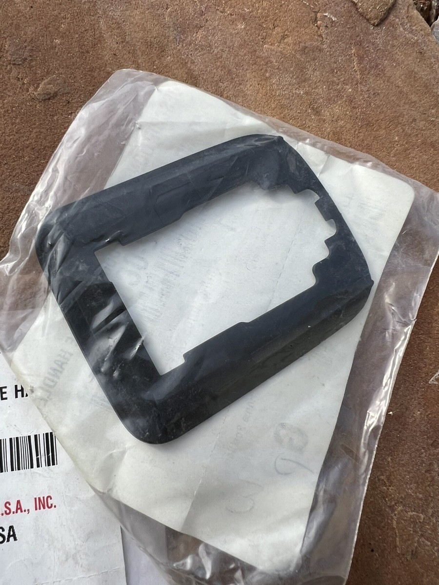 Toyota 2007-2022 69242-0C010 OEM Original Pad Door Outside ~FREE