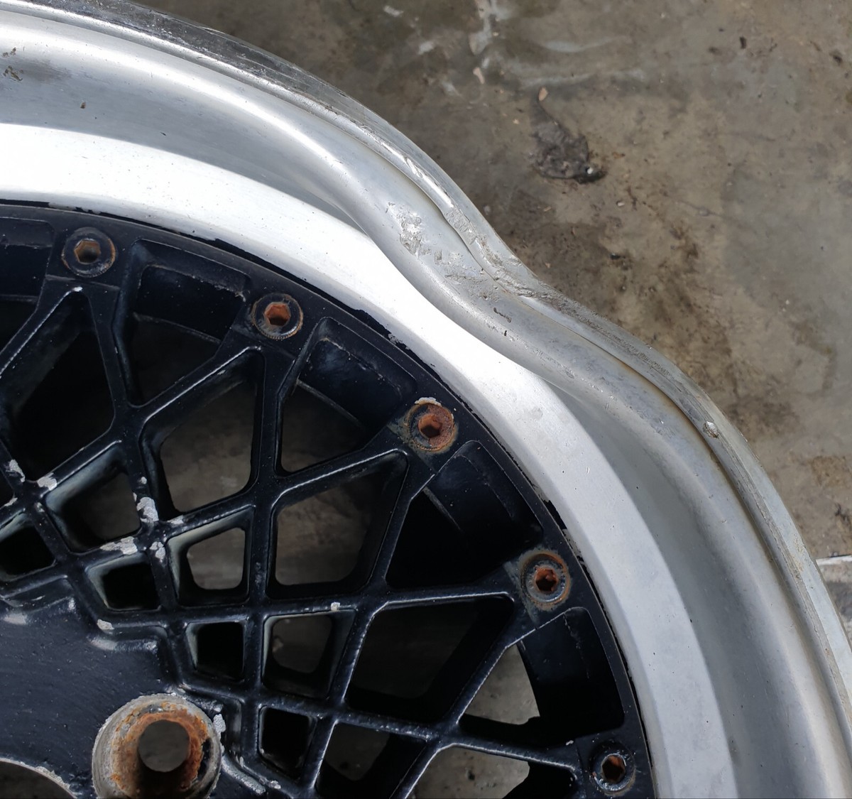 JDM SSR Formula mesh 16