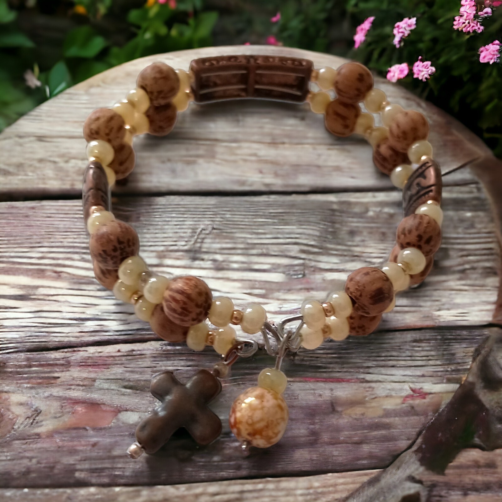 LIVE Beaded Memory Wire Bracelet Bangle Cross Ins… - image 13