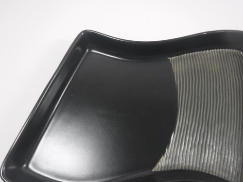 Pfaltzgraff Night Surf 9 x 7 Oblong Platter Matte Black, Smooth & Embossed Rings - Picture 3 of 4