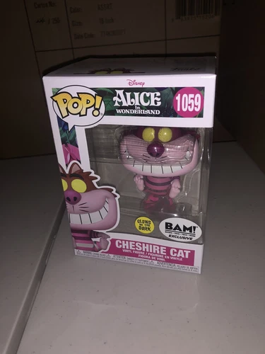 Funko Pop! BAM Exclusive GITD Disney Glow in the Dark Cheshire Cat #1059