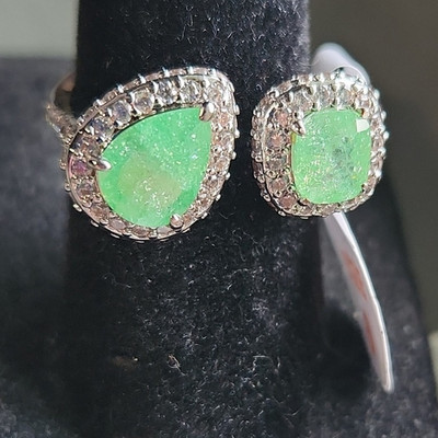 Ring Bomb Party ''Glimmering Together'' Halo Ring Size 6 Rhodium Plated RG14074
