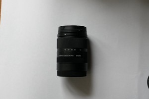 Used Sigma 18-50mm F2.8 DC DN Contemporary Sony E Fit with Urth Lens Filter Kit
