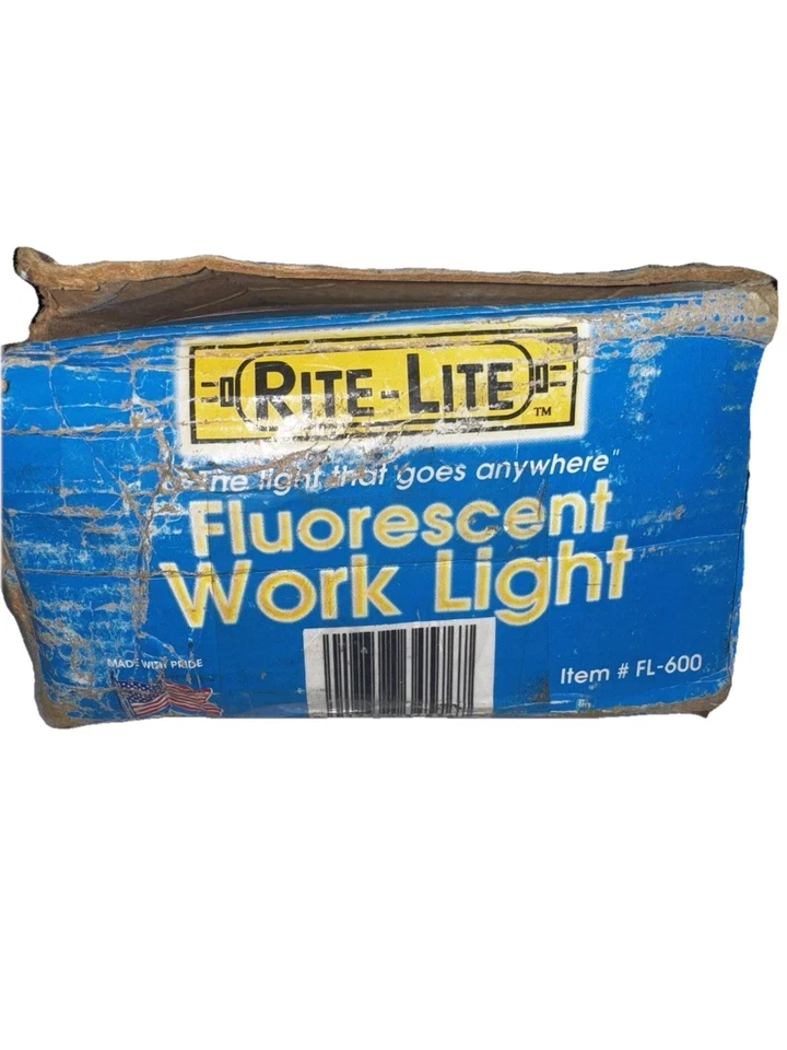 BAYCO -- FLUORESCENT WORK LIGHT (without bulb) -- FL-600 -- 20 FT 18/2 CORD - Image 4 of 4
