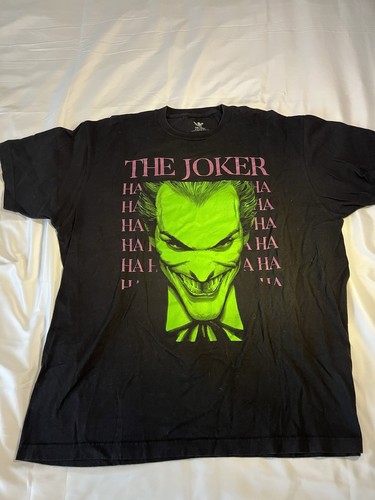 The Joker Shirt XL Batman Green Face Laughing