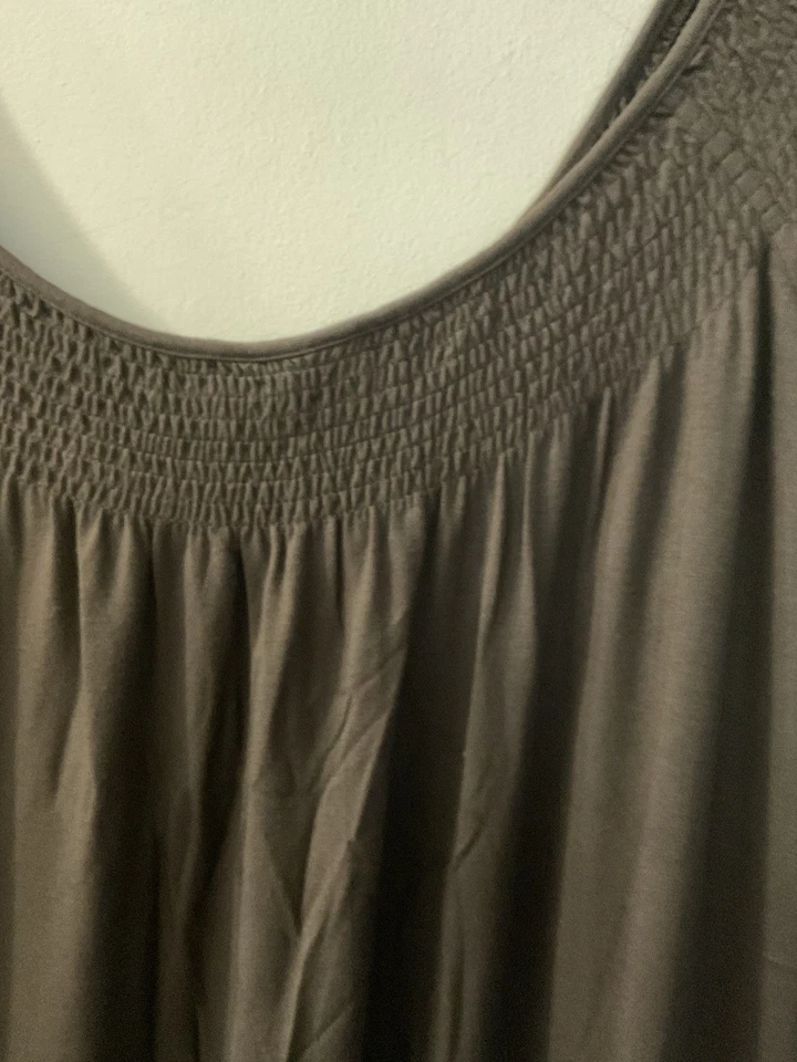 Women’s Size. Xxxl H+M Long Sleeved Chocolate Coloured Top - Image 2 of 2