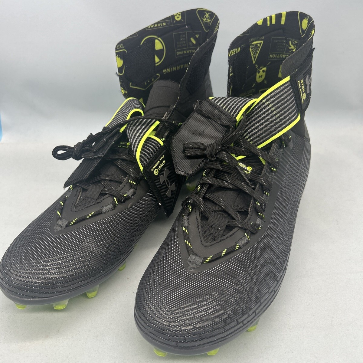 Under Armour UA Highlight MC Mens Size 12.5 Football Cleats  display picture 1