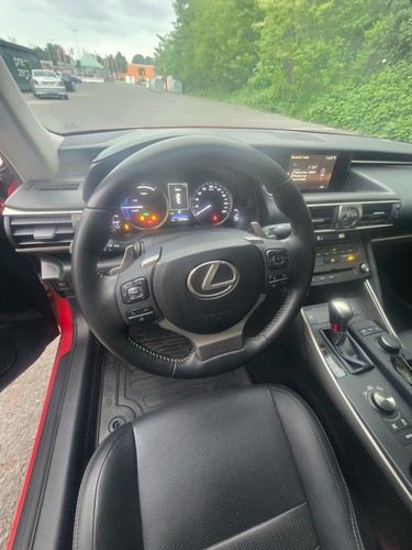 Lexus IS 300H 2019 23tkm - Bild 9 von 23