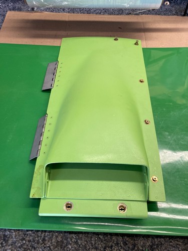 AIRBUS A310 PRATT & WHITNEY 221-0727-3 REVERSER ACCESS PANEL *NS* C OF C ONLY